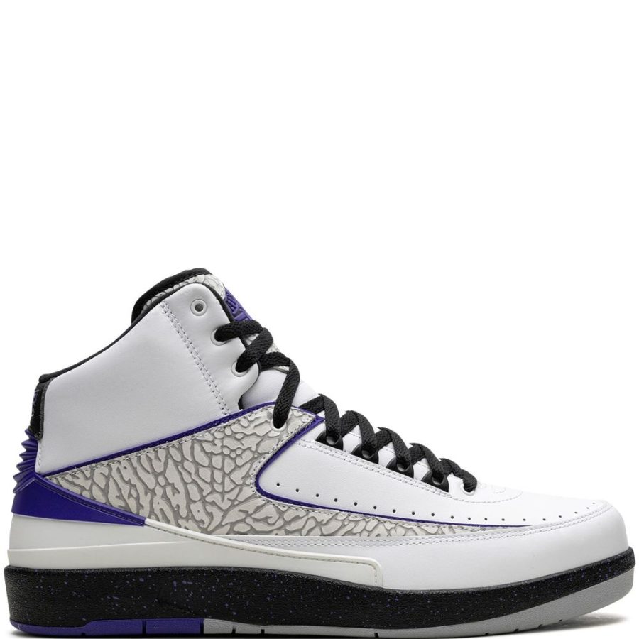 Air Jordan 2 Retro sneakers