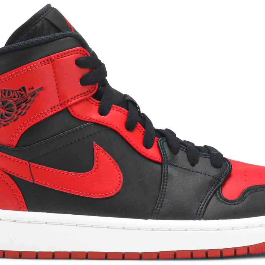 Air Jordan 1 Mid banned 2020 554724-074