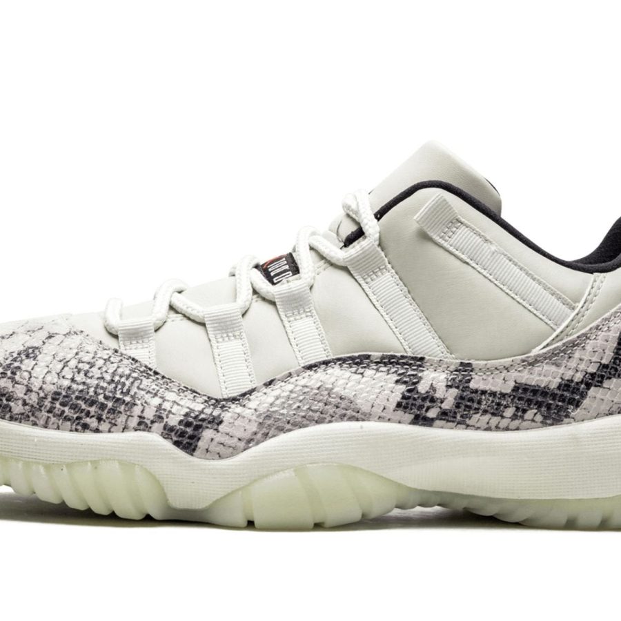 Air Jordan 11 Retro Low snakeskin Light Bone