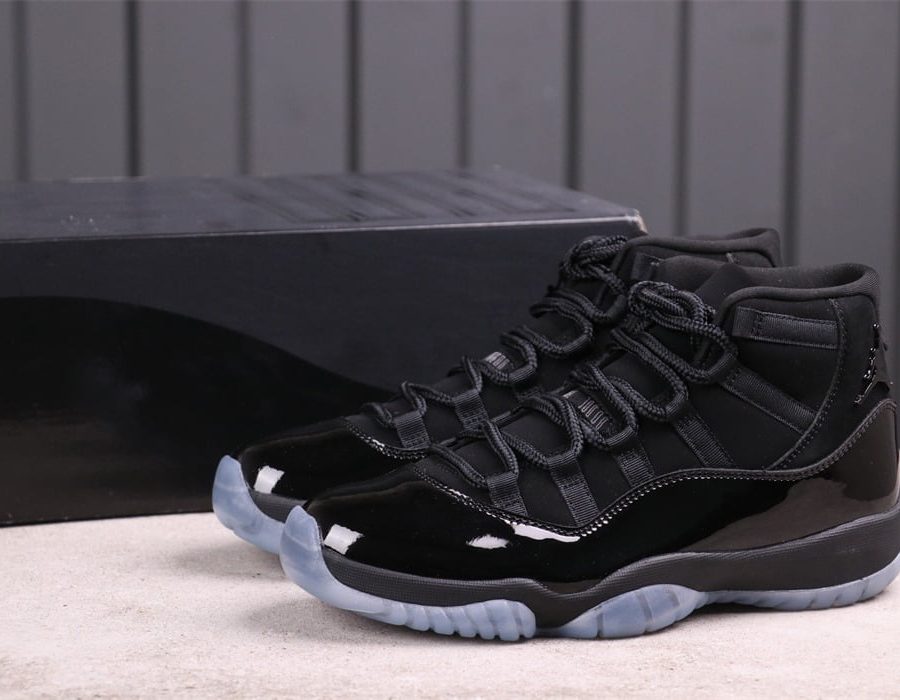 Jordan 11 Retro Cap And Gown