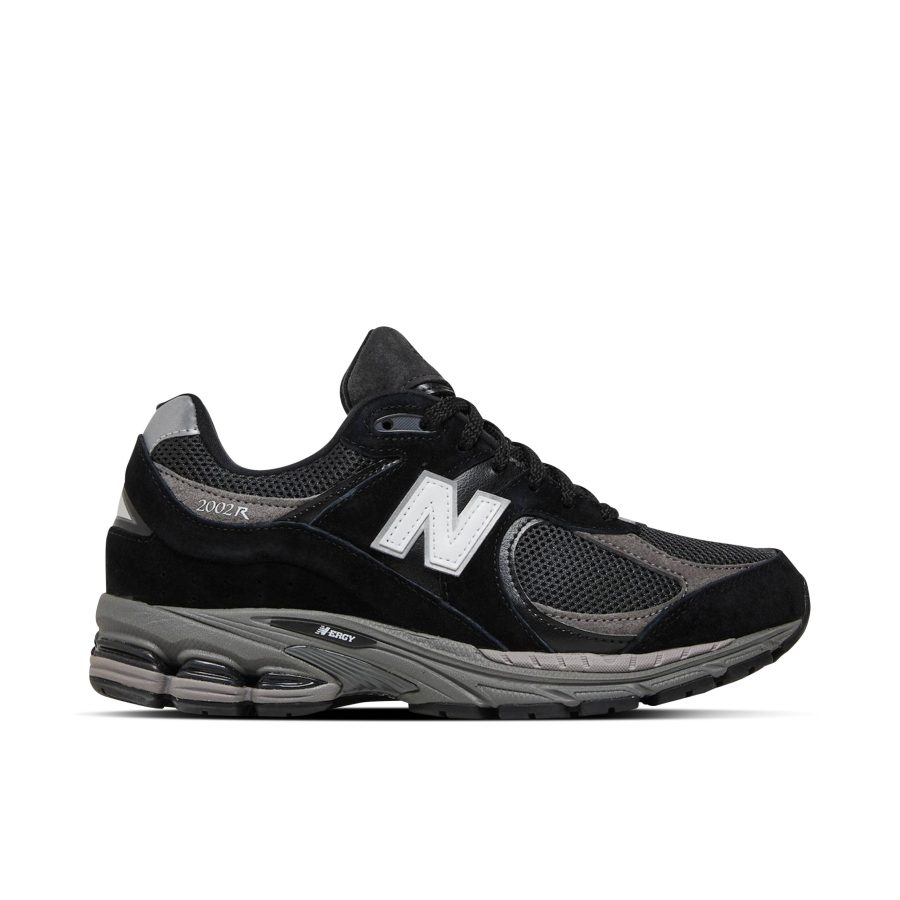 New Balance 2002r Black Dark Grey M2002rr1