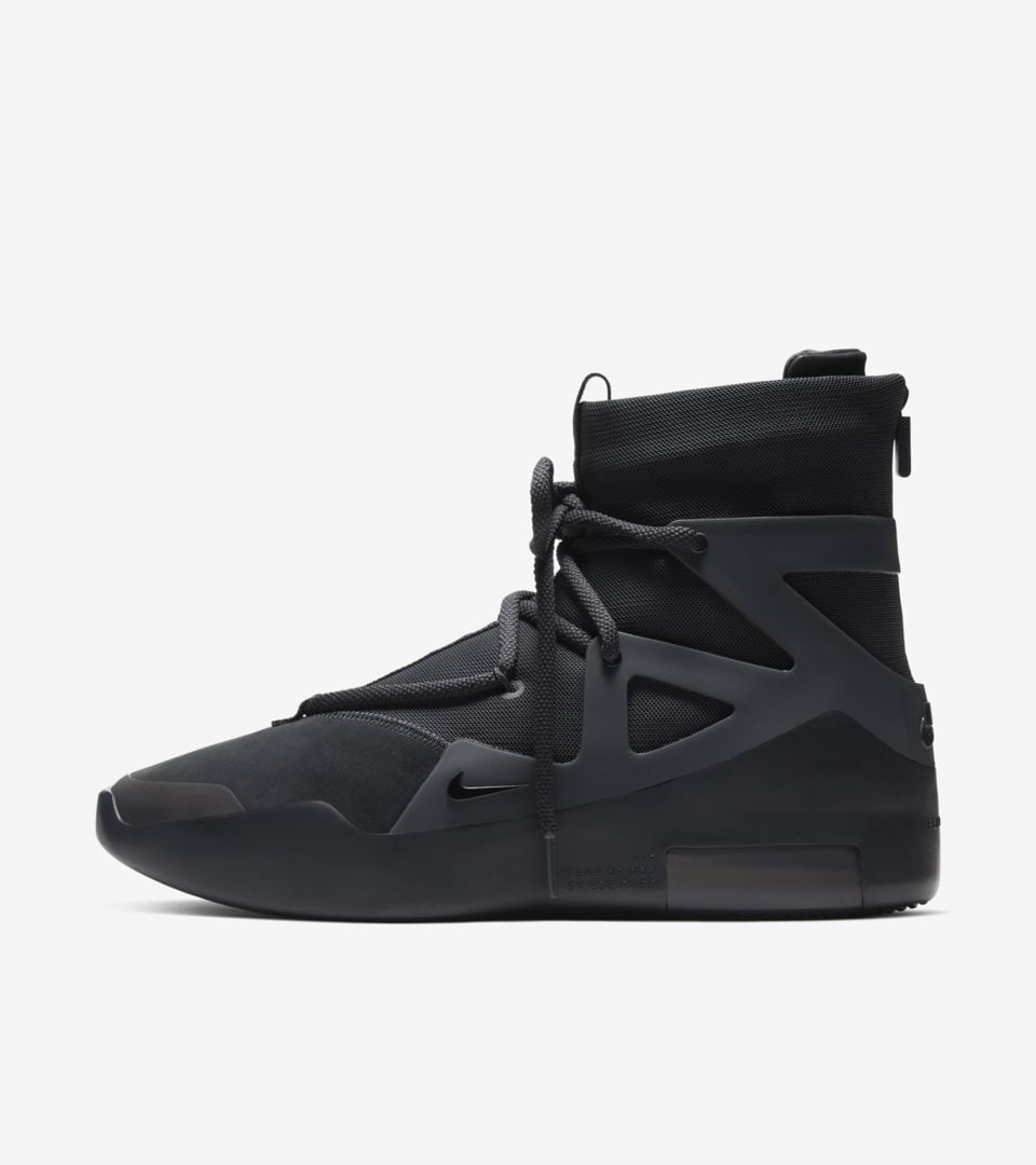 nike-air-fear-of-god-1-triple-black-tw9tg.jpg