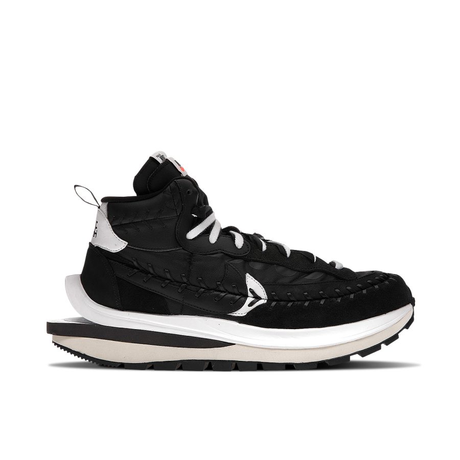 Nike Vaporwaffle X Jean Paul Gaultier X Sacai Black White Dh9186-001