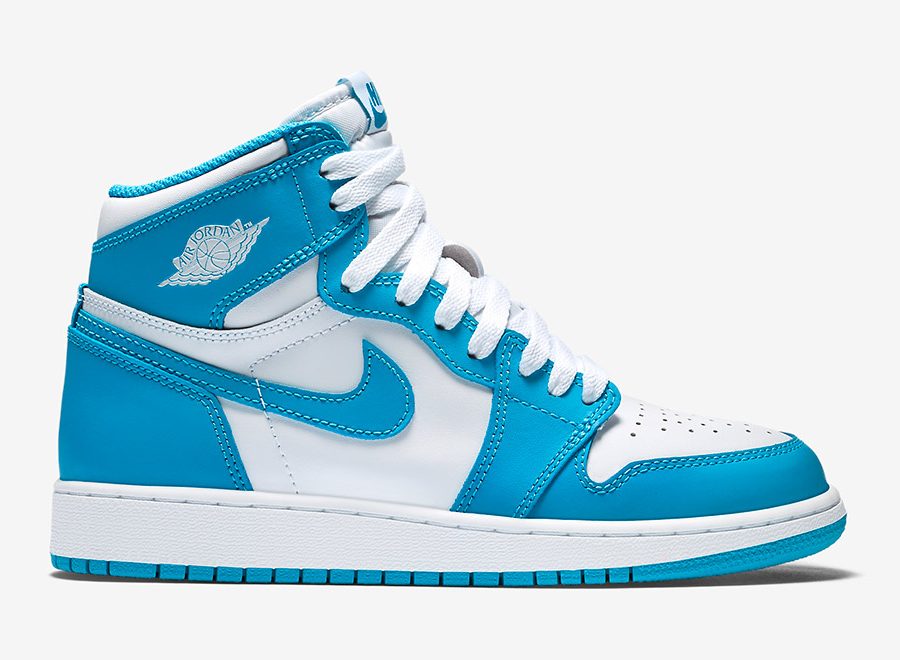 Air Jordan 1 Retro High OG “UNC”555088-117