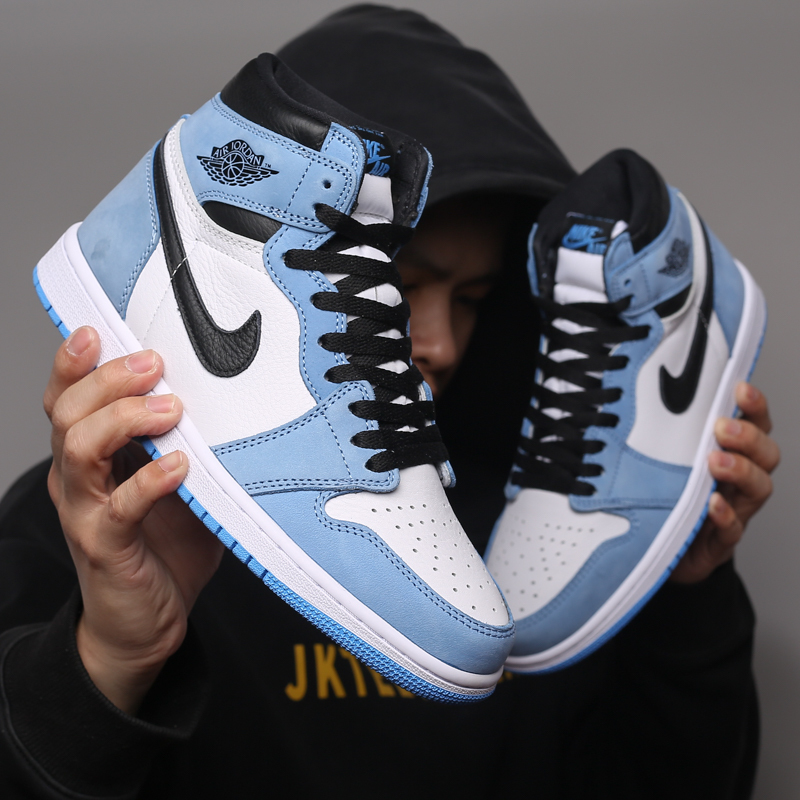 Air Jordan 1 High OG “University Blue”555088-134