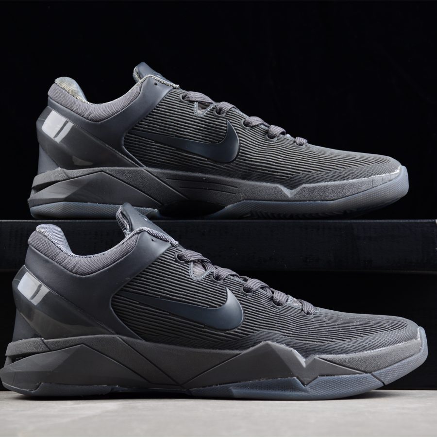 Nike Kobe 7 Fade to Black