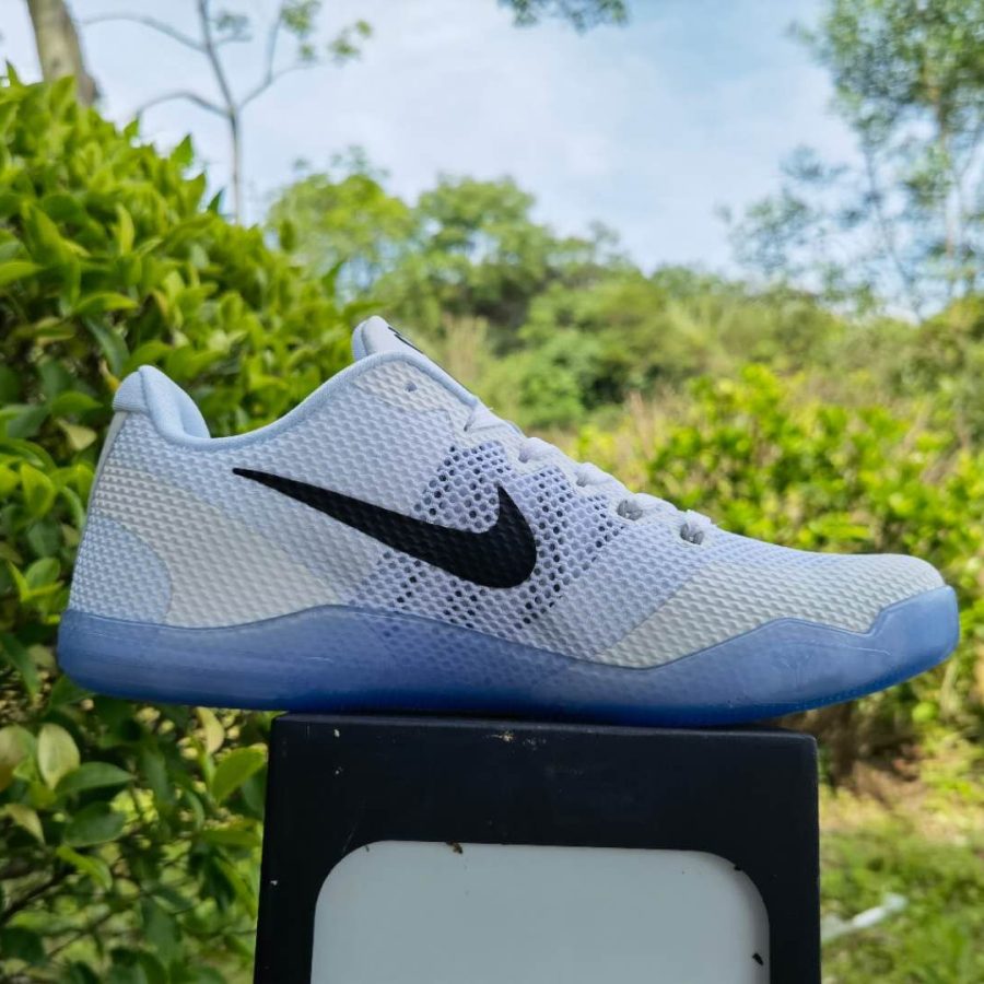 Nike Kobe 11 EM Low“Fundamental