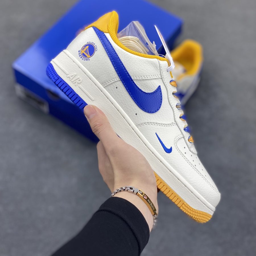 Nike Air Force 1 07 Low x Golden State Warriors co-branded