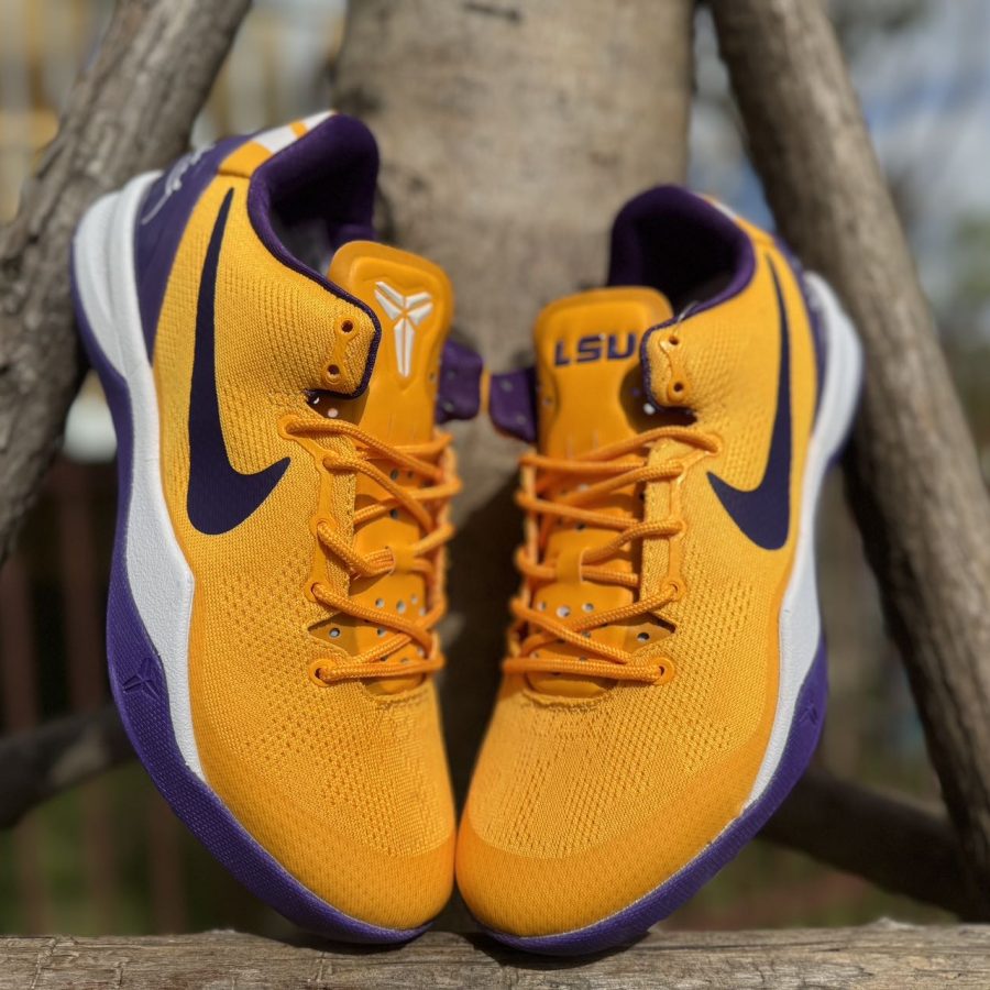 Nike Kobe 8 Louisiana State University (O'Neal's alma mater) home color