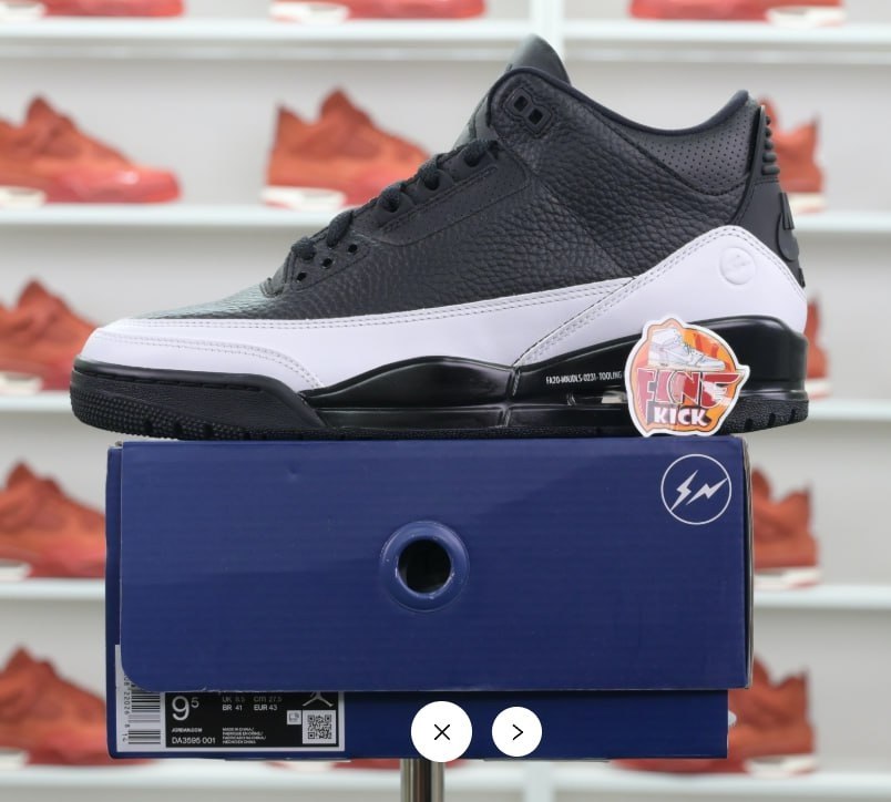 Fragment Design x Air Jordan 3“Black/ White”