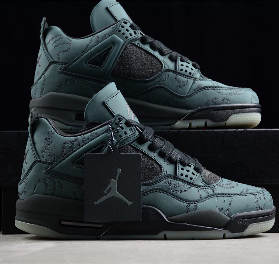 Kaws x Air Jordan 4 Retro sneakers