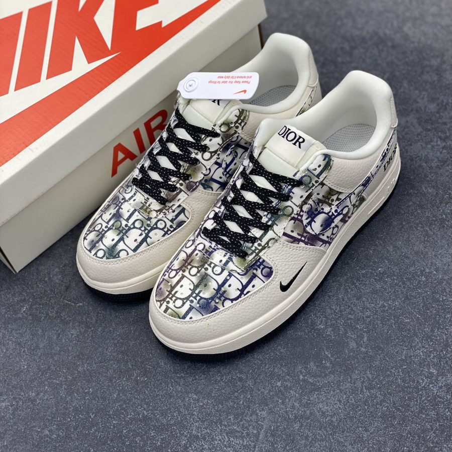Cooperate Nike Air Force 1 '07 Low Joint
