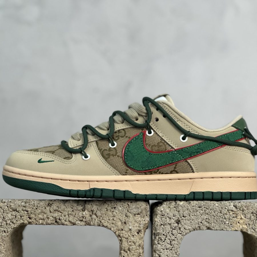 Nike SB Dunk Low GC joint strap green hook