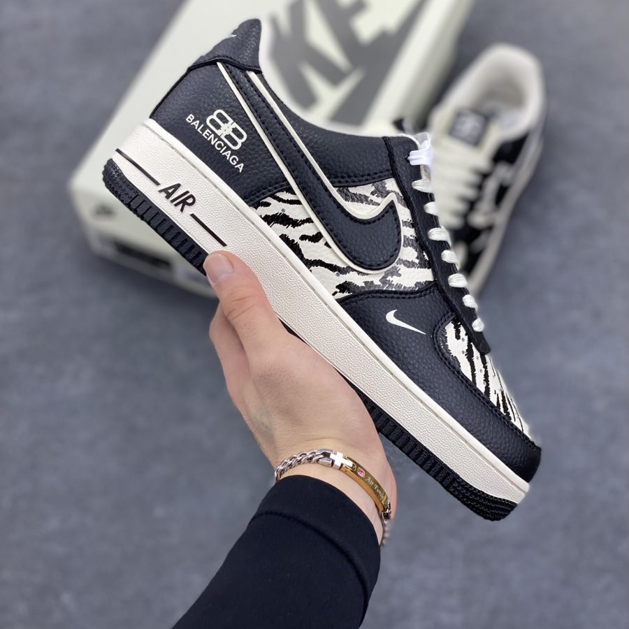 Nike Air Force 1 '07 Low Balenciaga Collaboration Snow Mountain Beige Black