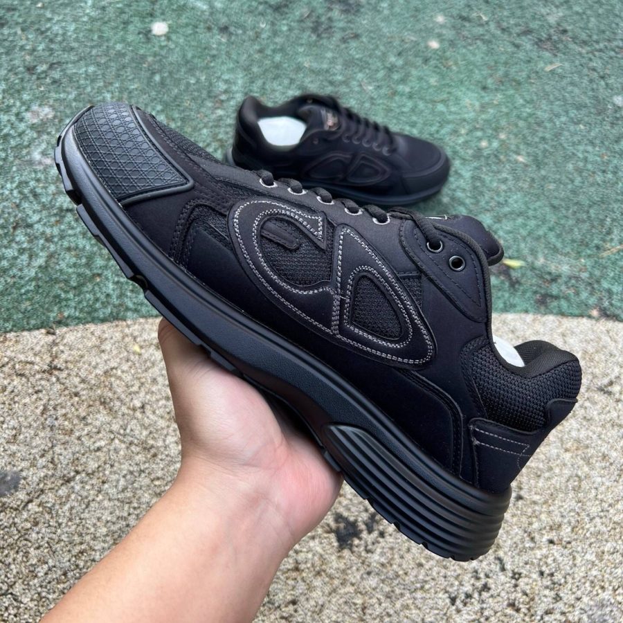 Limited quantity Stone Island B30 Sneaker Black