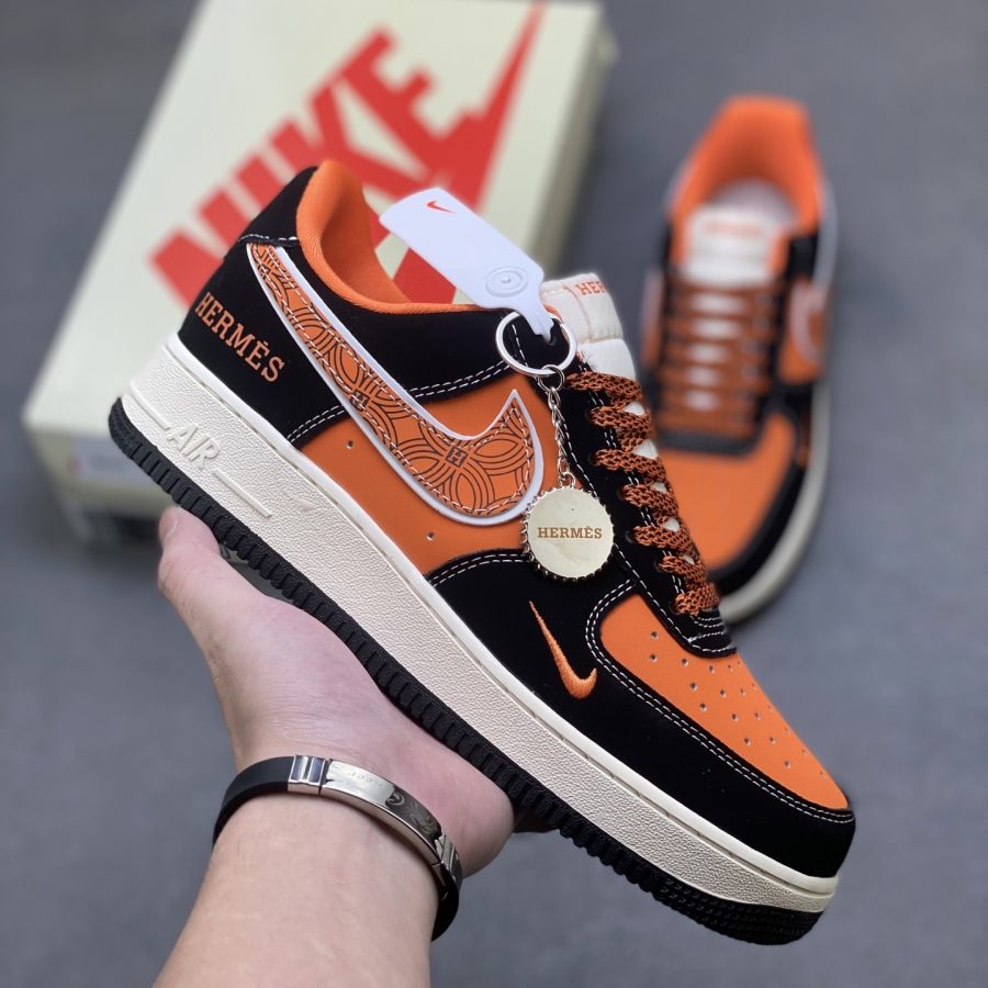 Nike Air Force 1 '07 Low LV Collaboration Hermes